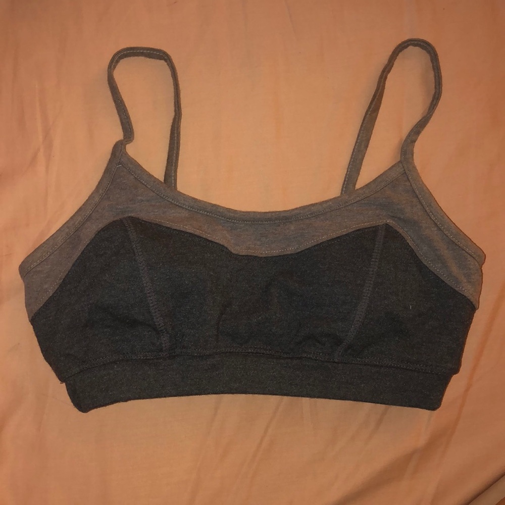 Sports bra